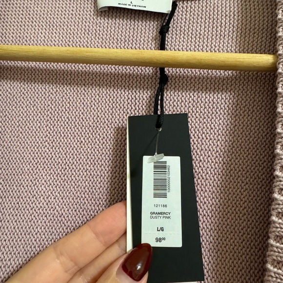 Gramercy Shrug TNA Aritzia BNWT - Picture 5 of 6